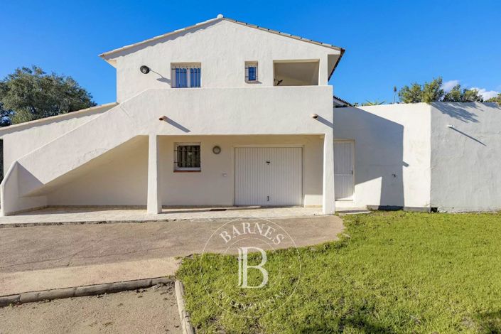 Image No.17-5 Bed House for sale