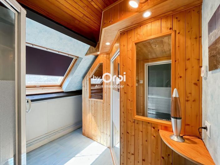 Image No.17-4 Bed House for sale