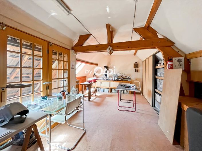 Image No.18-4 Bed House for sale