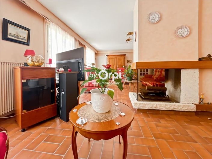 Image No.9-4 Bed House for sale