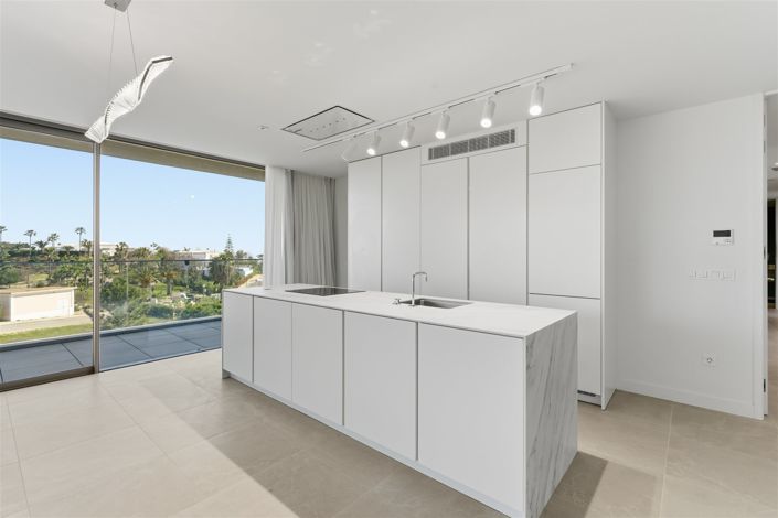 Image No.16-3 Bed Apartment for sale