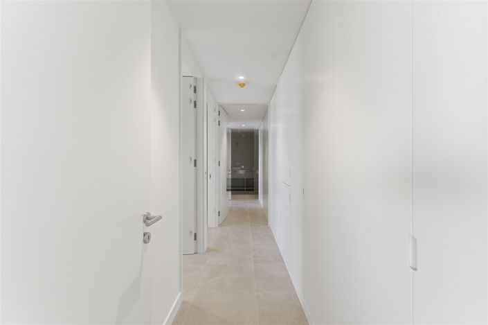 Image No.28-3 Bed Apartment for sale