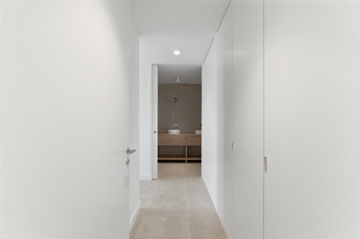 Image No.29-3 Bed Apartment for sale
