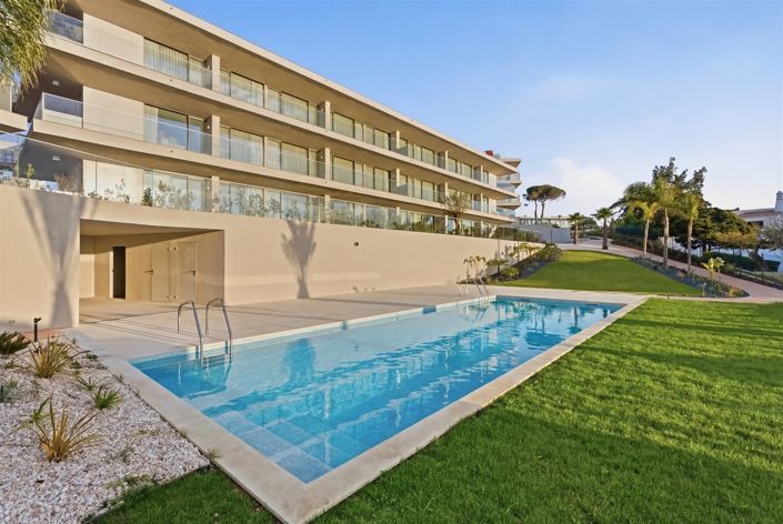 Image No.38-3 Bed Apartment for sale