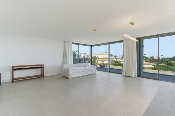 Image No.5-3 Bed Apartment for sale