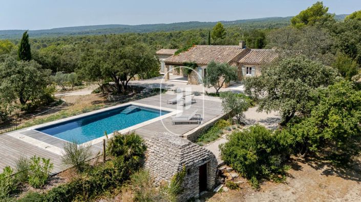 Image No.1-4 Bed House for sale
