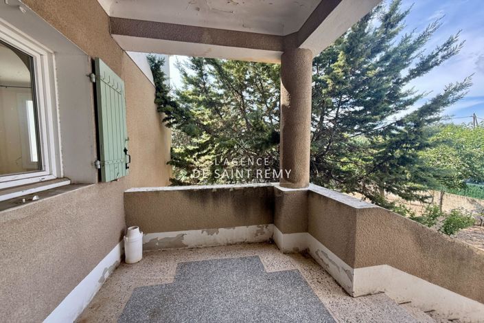 Image No.12-2 Bed House for sale