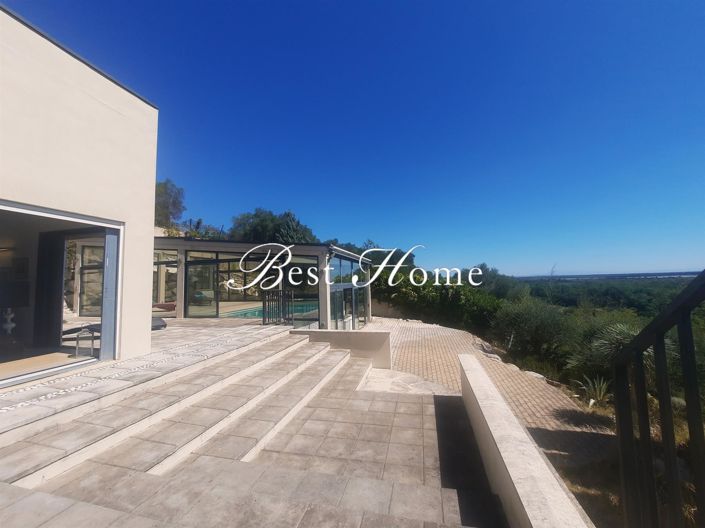 Image No.15-5 Bed House for sale