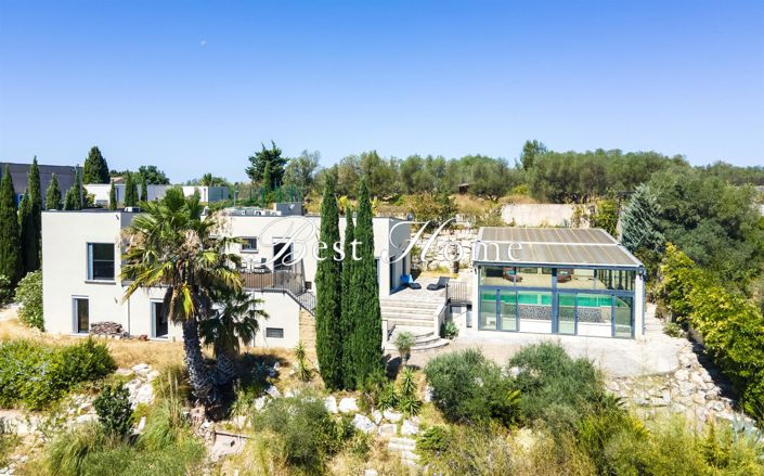 Image No.2-5 Bed House for sale