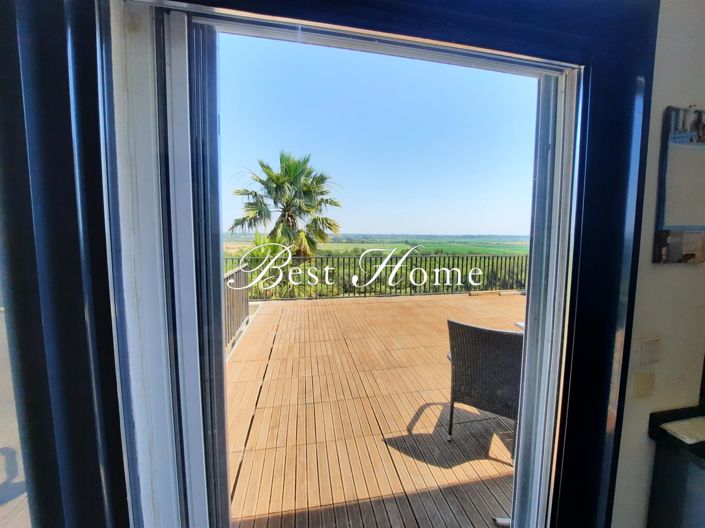 Image No.9-5 Bed House for sale