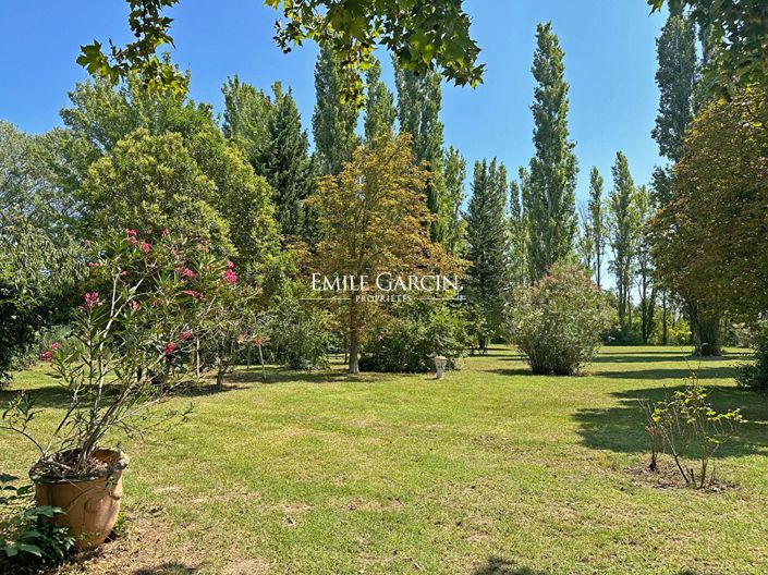 Image No.3-8 Bed House for sale