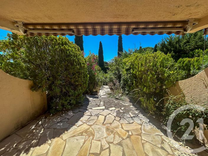 Image No.3-2 Bed House for sale