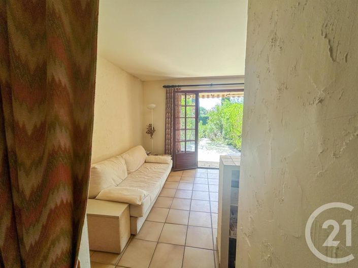 Image No.7-2 Bed House for sale