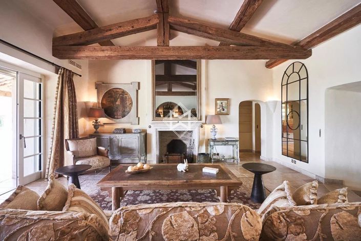 Image No.16-17 Bed House for sale