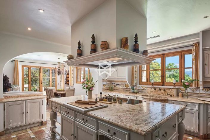 Image No.17-Maison de 17 chambres à vendre à Les Adrets-de-l'Estérel