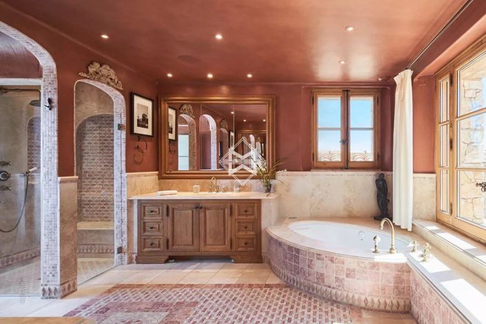 Image No.22-17 Bed House for sale