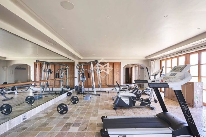 Image No.25-Maison de 17 chambres à vendre à Les Adrets-de-l'Estérel