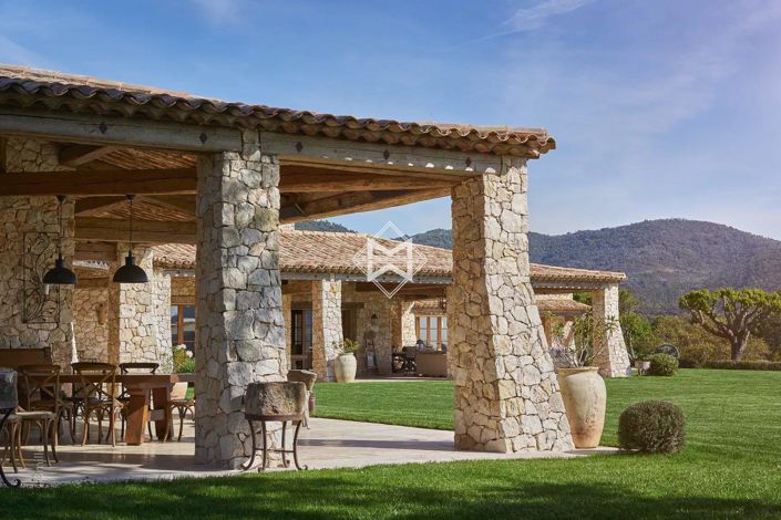 Image No.26-Maison de 17 chambres à vendre à Les Adrets-de-l'Estérel