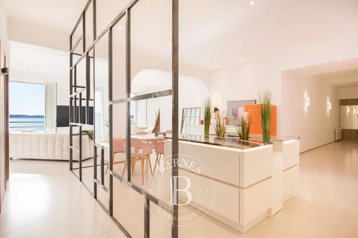Image No.1-3 Bed Apartment for sale