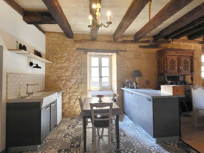 Image No.3-3 Bed House for sale