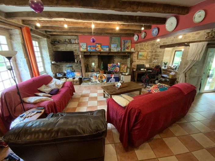 Image No.12-5 Bed House for sale