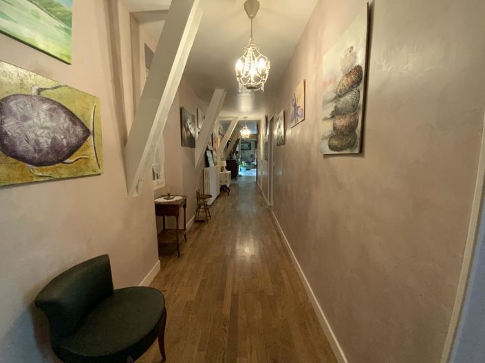 Image No.18-5 Bed House for sale