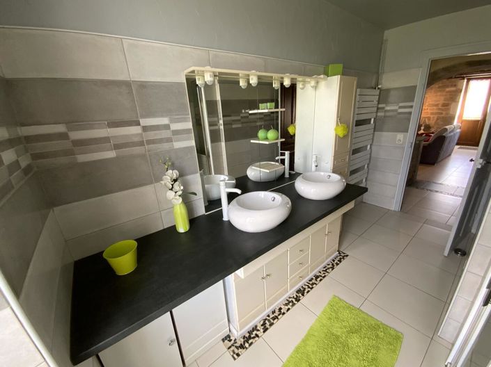 Image No.14-9 Bed House for sale