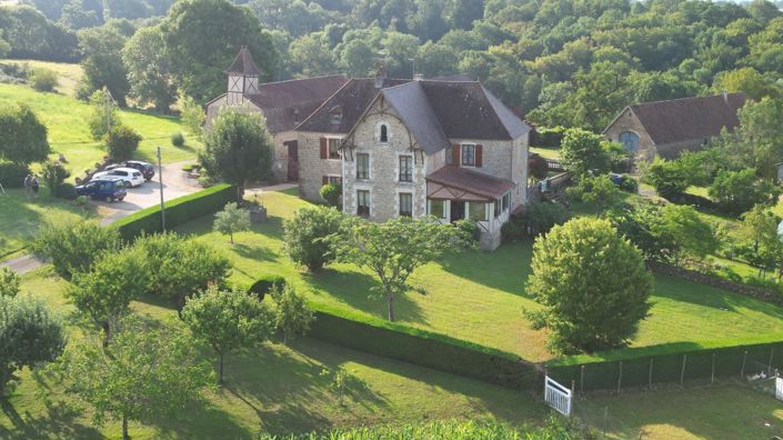 Image No.3-9 Bed Property for sale