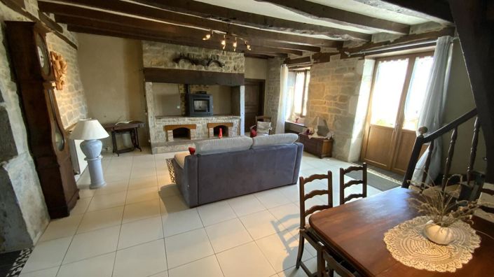 Image No.7-9 Bed Property for sale