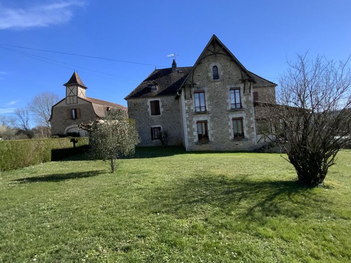 Image No.5-9 Bed House for sale