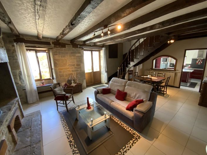 Image No.7-9 Bed House for sale