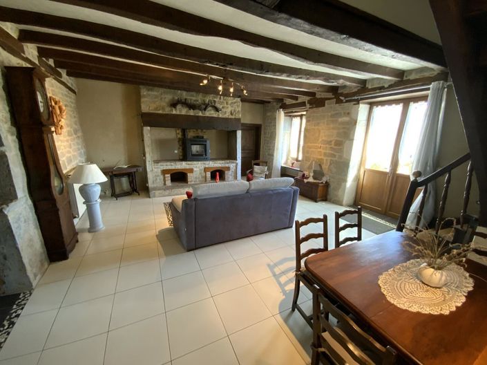 Image No.8-9 Bed House for sale