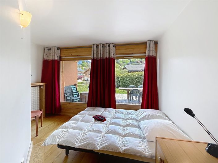 Image No.13-6 Bed House for sale