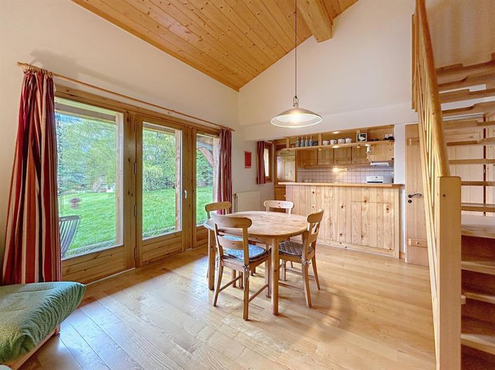 Image No.16-6 Bed House for sale