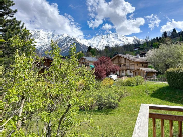 Image No.19-6 Bed House for sale