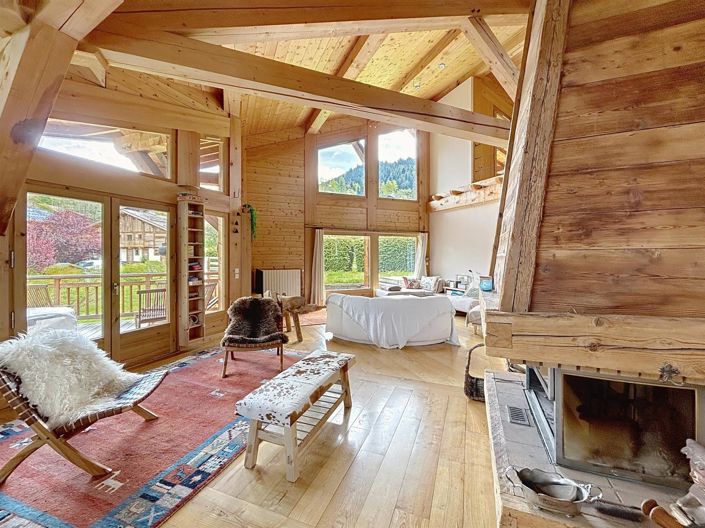 Image No.2-6 Bed House for sale