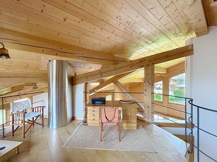 Image No.7-6 Bed House for sale