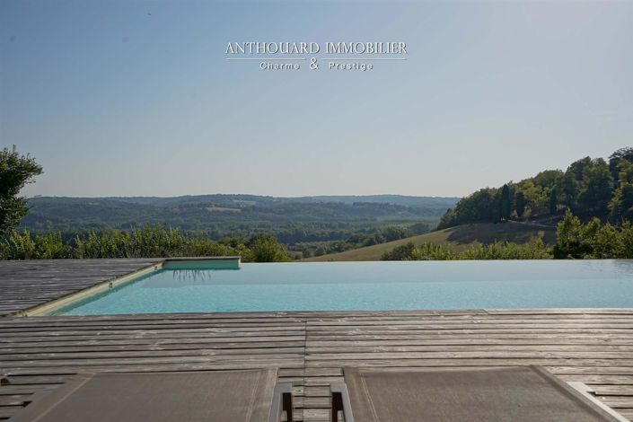 Image No.11-5 Bed House for sale