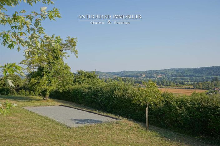 Image No.12-5 Bed House for sale