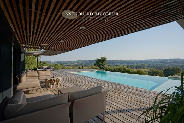 Image No.16-5 Bed House for sale