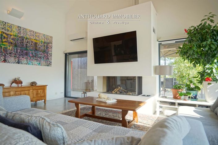 Image No.28-5 Bed House for sale