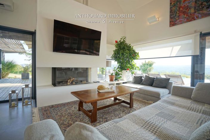 Image No.29-5 Bed House for sale