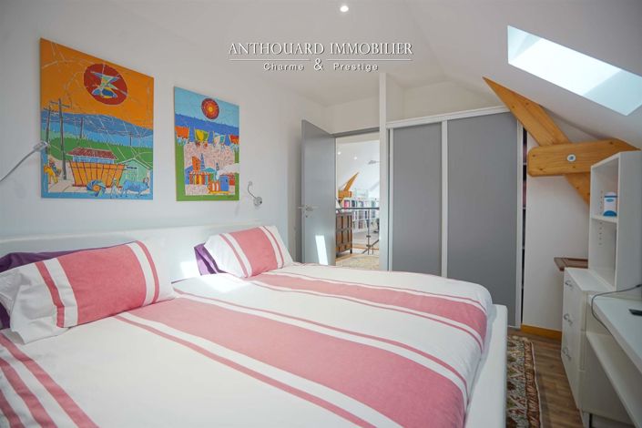 Image No.38-5 Bed House for sale