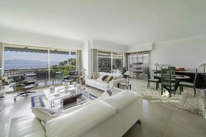 Image No.3-3 Bed Apartment for sale