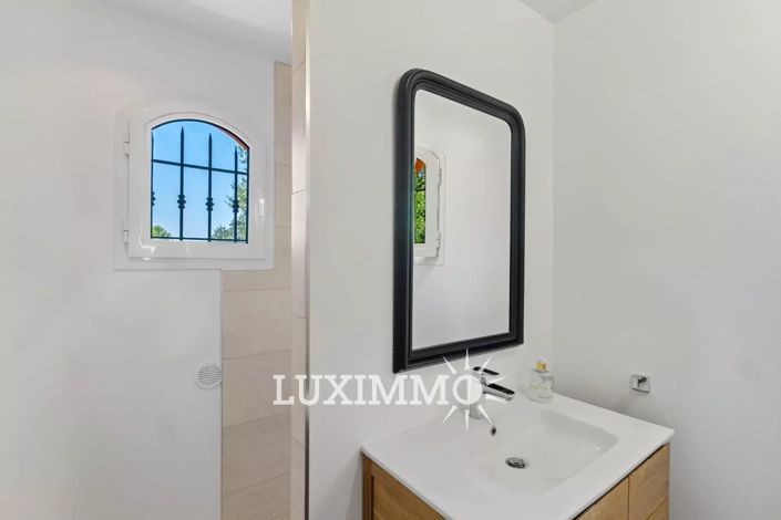 Image No.11-Maison de 4 chambres à vendre à Valbonne