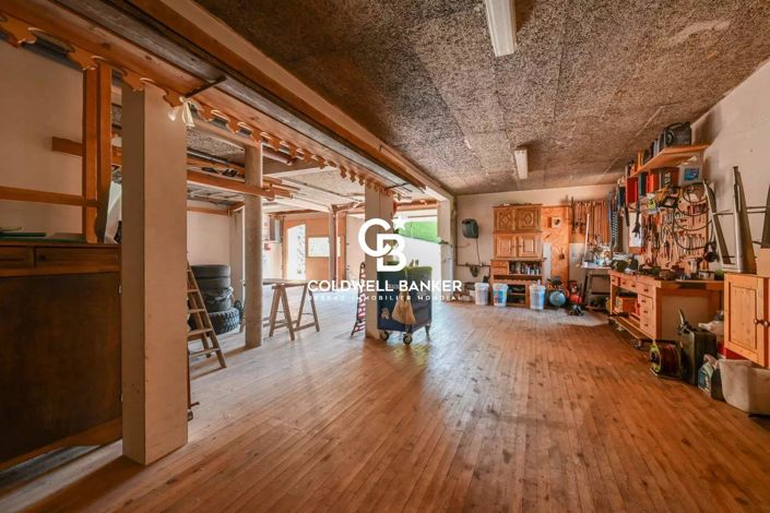 Image No.24-4 Bed House for sale