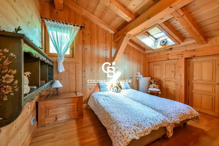 Image No.9-4 Bed House for sale