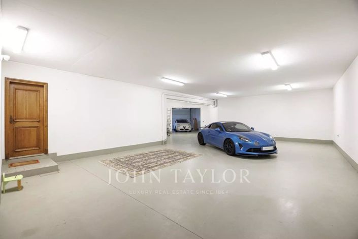 Image No.16-6 Bed House for sale