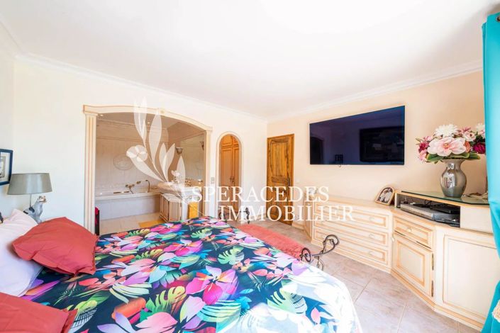 Image No.14-4 Bed House for sale