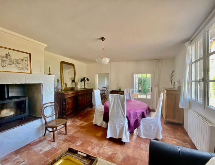 Image No.10-4 Bed House for sale